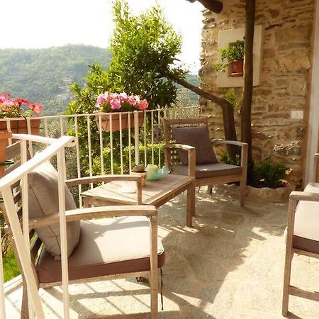 Casa Vacanze Sole Borghetto d'Arroscia Ngoại thất bức ảnh