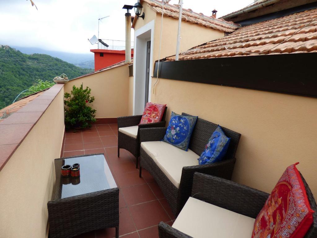 Casa Vacanze Sole Borghetto d'Arroscia Ngoại thất bức ảnh