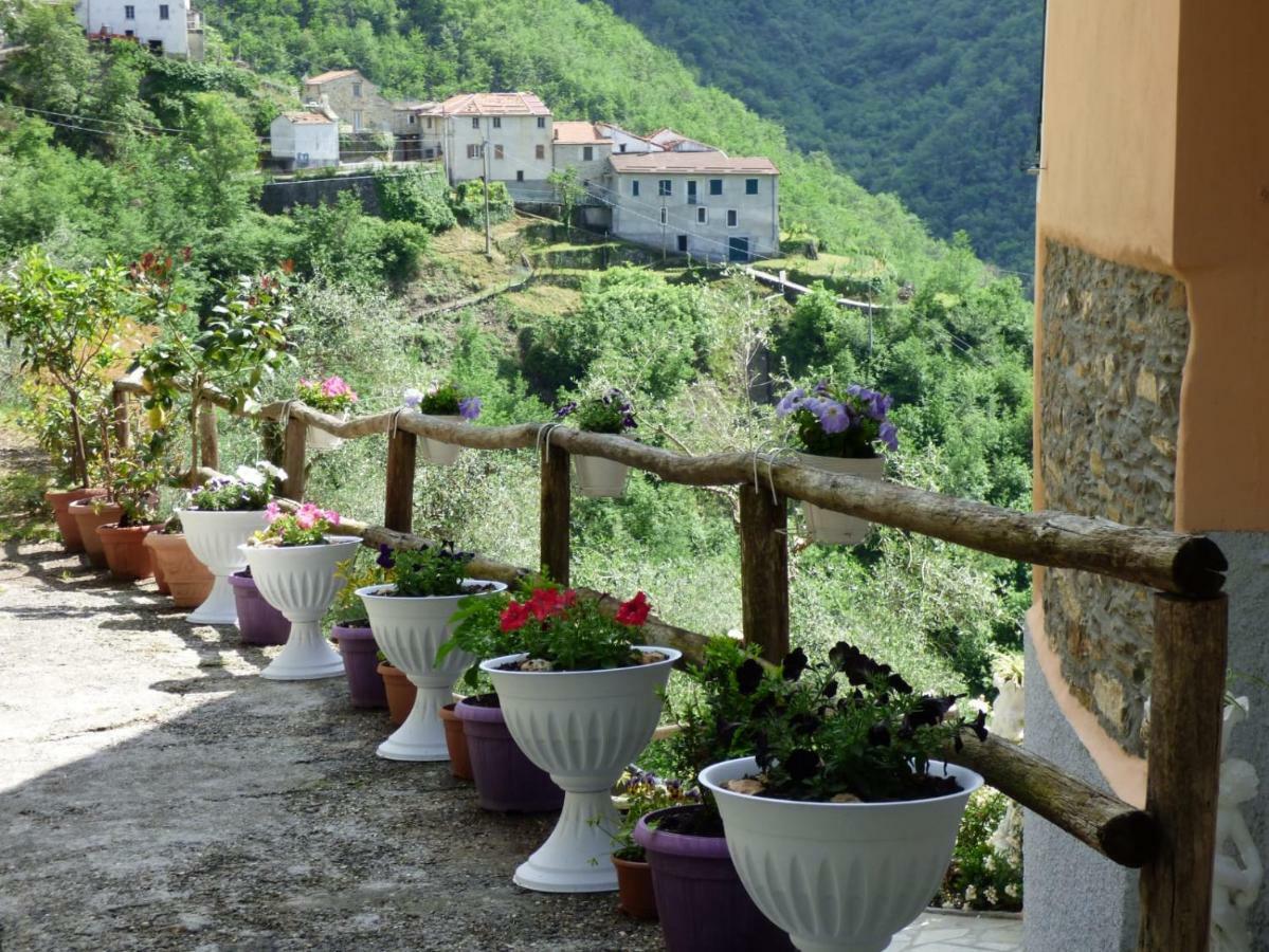 Casa Vacanze Sole Borghetto d'Arroscia Ngoại thất bức ảnh